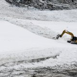 La Commission cantonale des constructions a prononcé une interdiction immédiate d’utiliser certaines installations sur le glacier du Théodule à Zermatt.